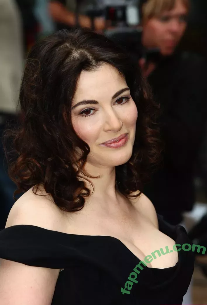 Nigella Lawson nude photo #0106 (nigellalawson)