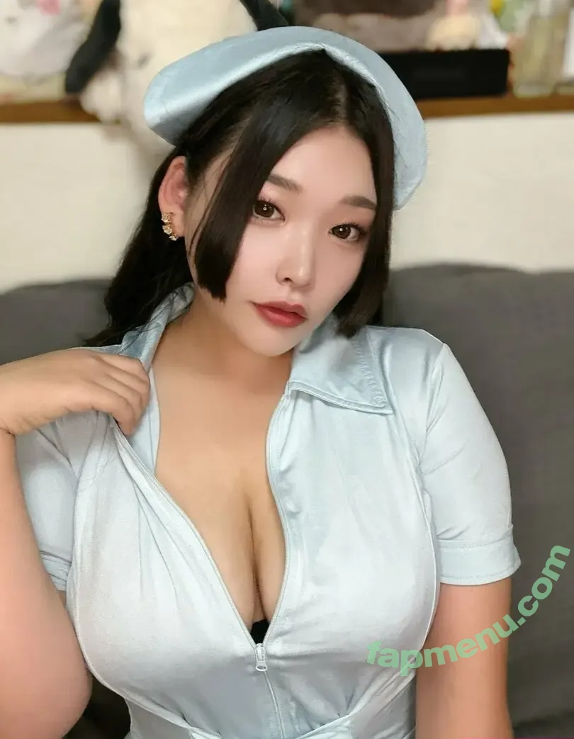 nightrolling_ nude photo #0001 (nightrolling_2)