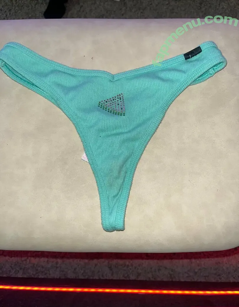 niiathefreak nude photo #0174 (niiathefreak)