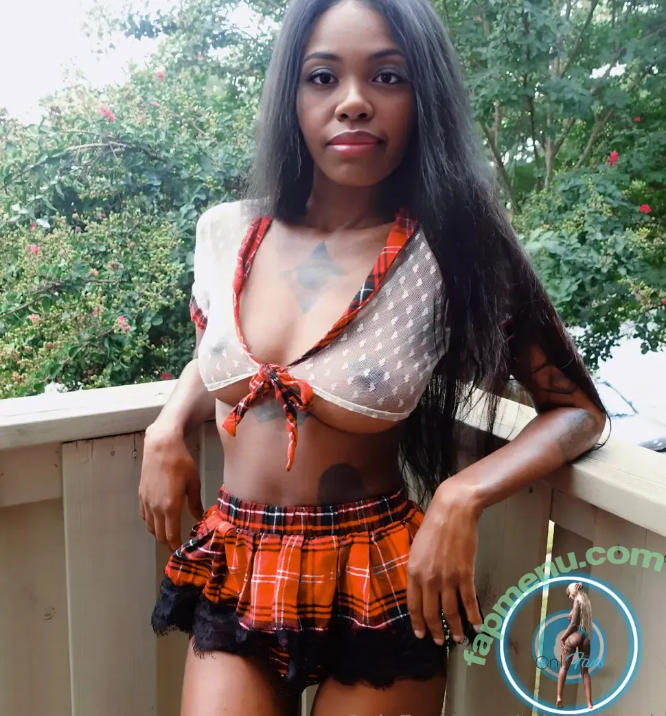 niiathefreak nude photo #0182 (niiathefreak)