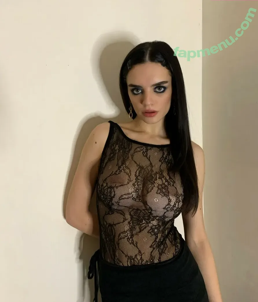 niiina.es nude photo #0100 (Nina Stoddart / nina_love1)