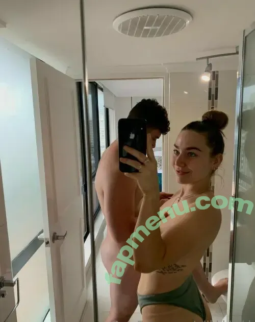 niikkkkkkk nude photo #0037 (niikkkkk / nikaella)