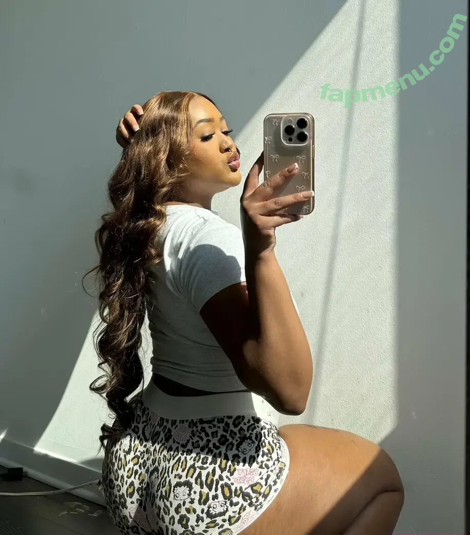 niiyaaly nude photo #0007 (niyaaly)