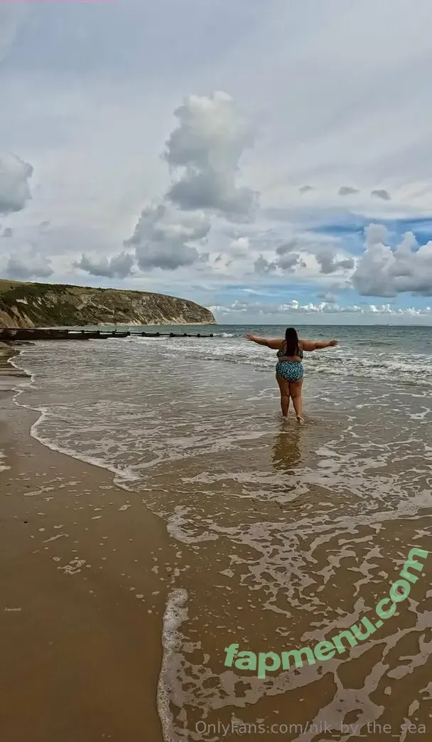nik_by_the_sea nude photo #0006 (nik_by_the_sea)