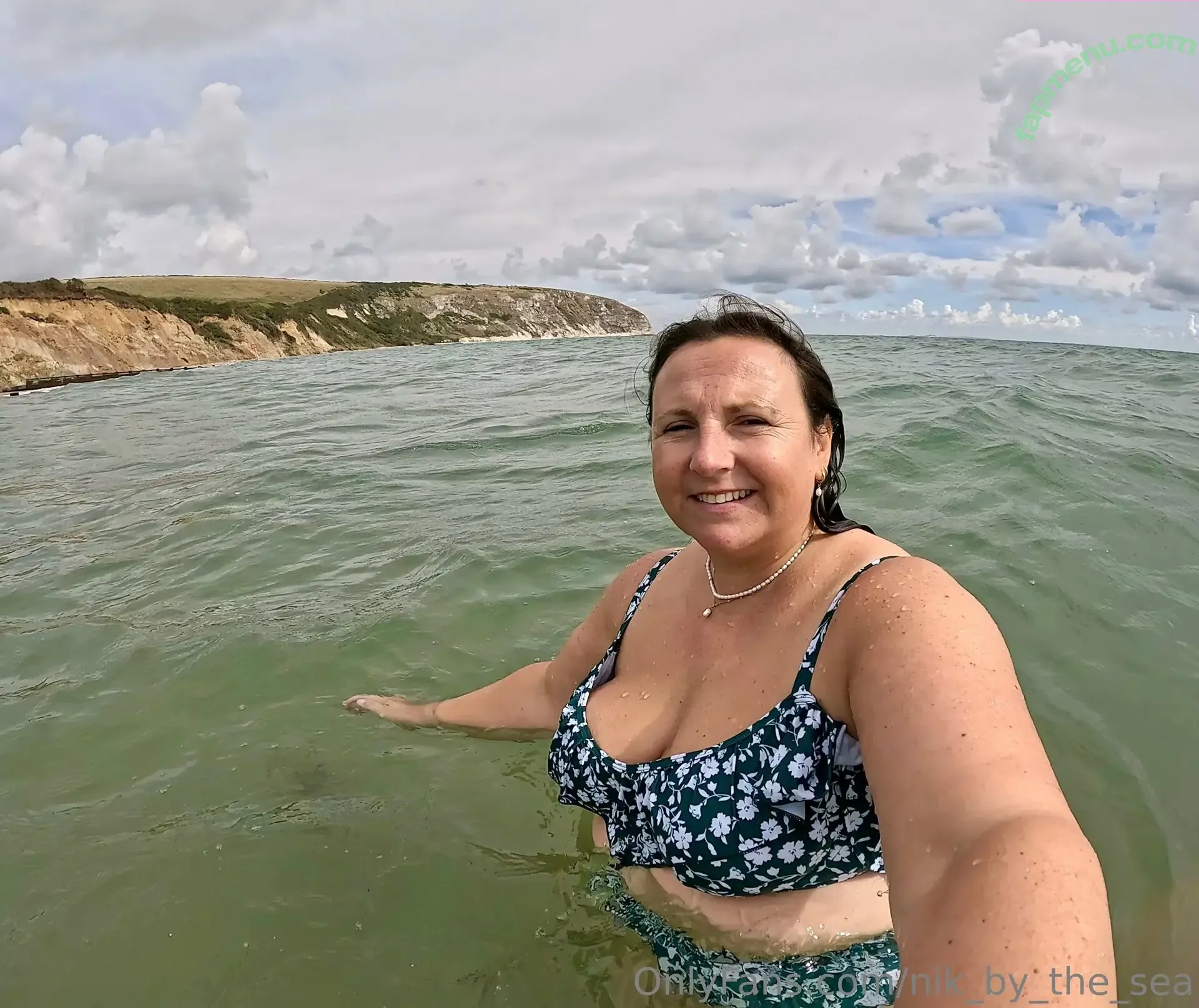 nik_by_the_sea nude photo #0009 (nik_by_the_sea)