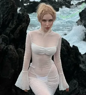  nude photo #0001