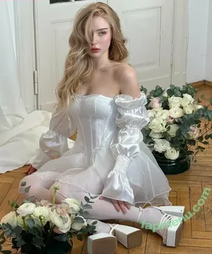  nude photo #0003