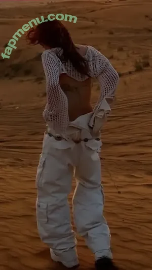  nude photo #0002