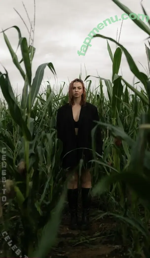 Nika Sofie nude photo #0112 (nikasofie)