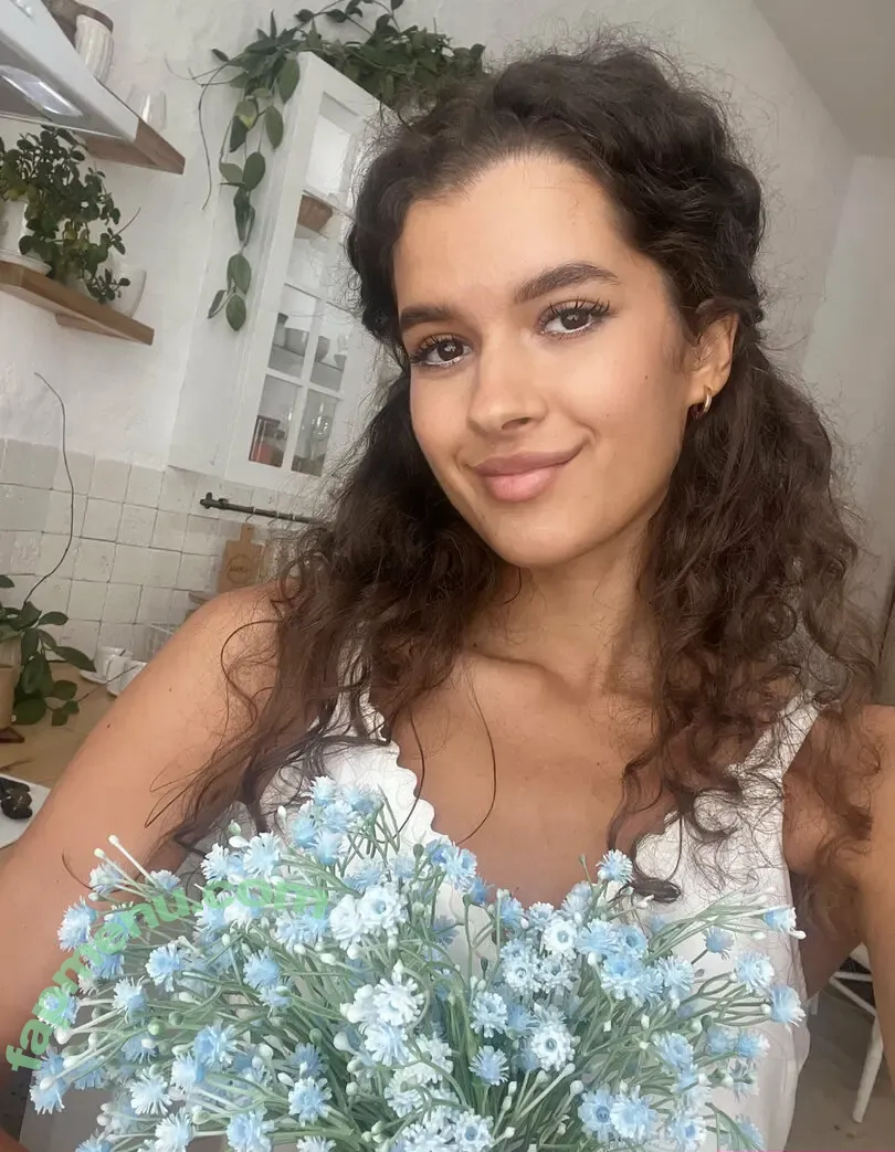 nikadevis nude photo #0059 (nikadevis)