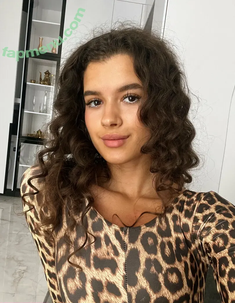 nikadevis nude photo #0070 (nikadevis)