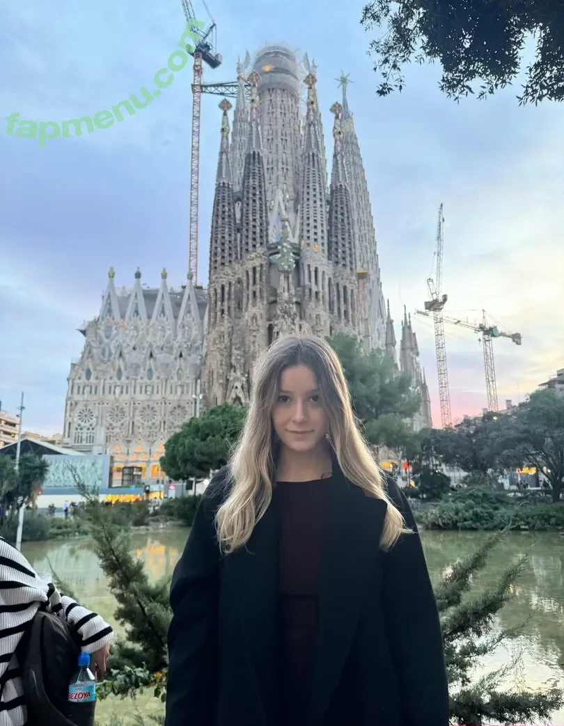 nikadivine nude photo #0008 (nikagodess)