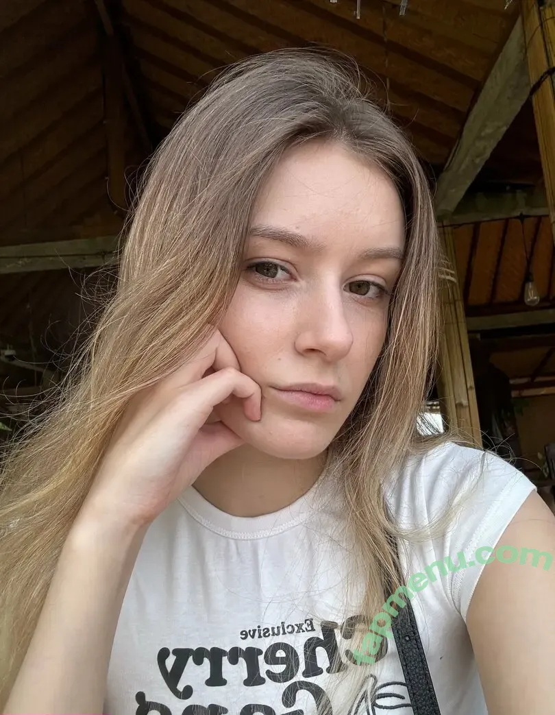 nikadivine nude photo #0027 (nikagodess)