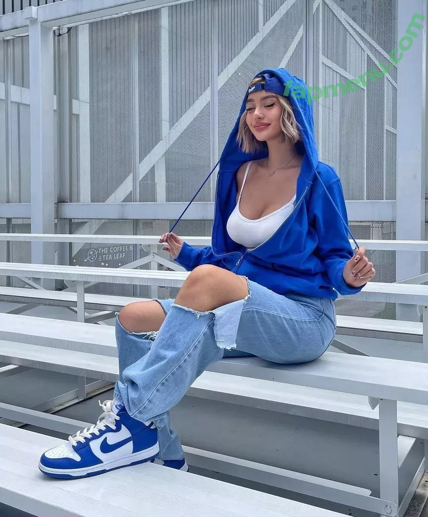 nikahigashionna nude photo #0040 (nikahigashionna)