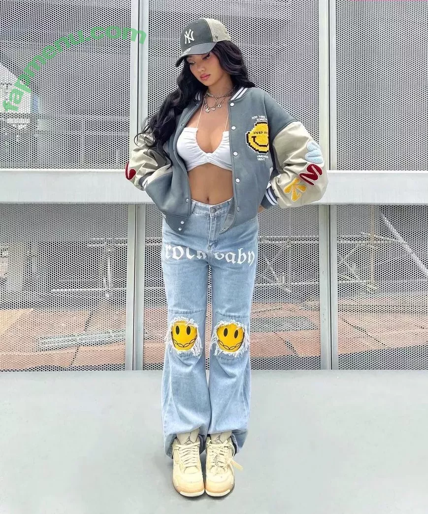 nikahigashionna nude photo #0064 (nikahigashionna)