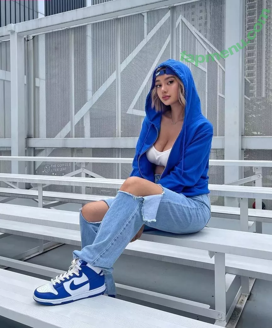 nikahigashionna nude photo #0070 (nikahigashionna)