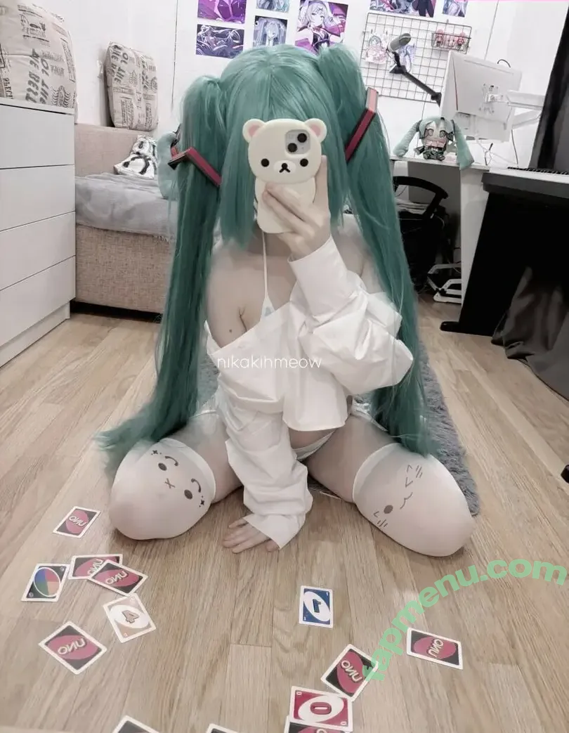 nikakihmeow nude photo #0031 (nikimeow_)