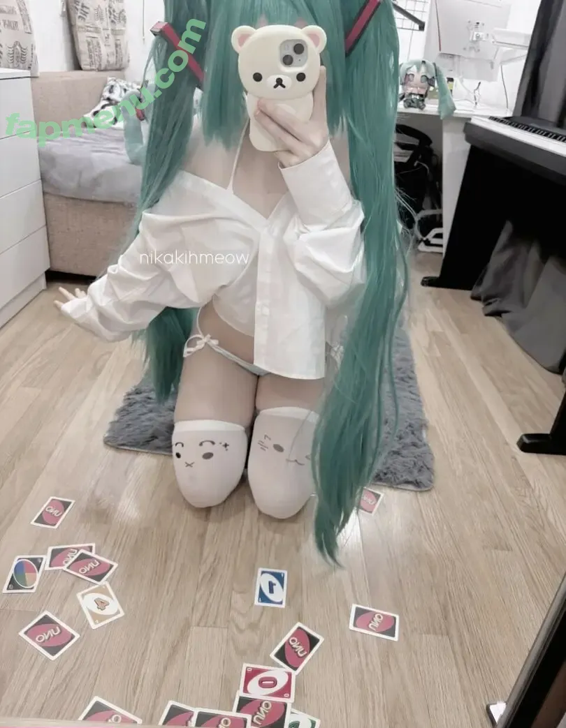 nikakihmeow nude photo #0034 (nikimeow_)