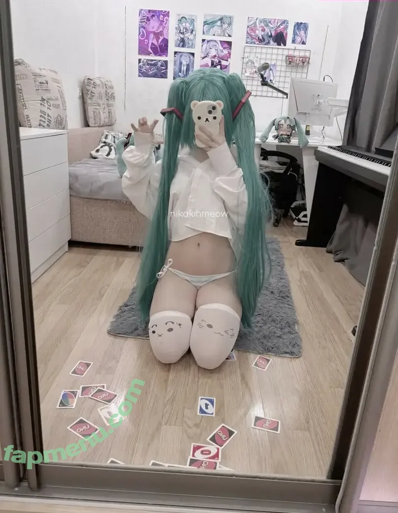 nikakihmeow nude photo #0035 (nikimeow_)