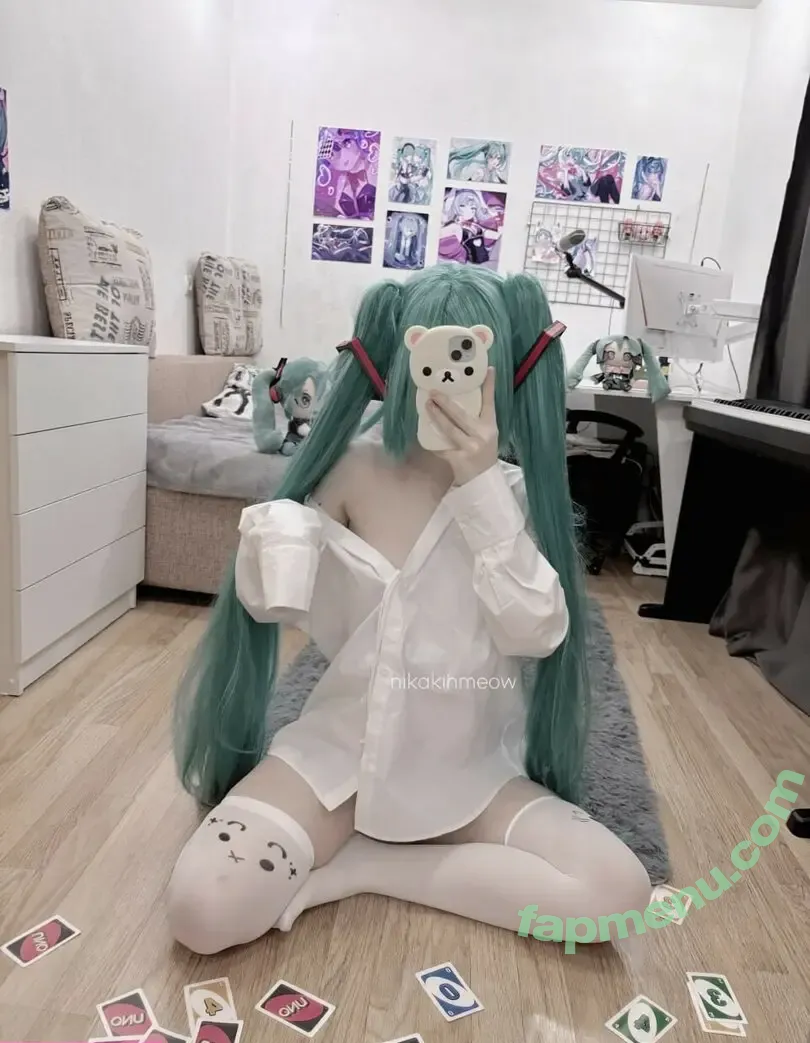 nikakihmeow nude photo #0039 (nikimeow_)
