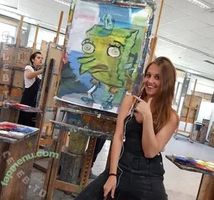 Nike101 / nikehunderteins nude photo #0080