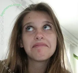 Nike101 / nikehunderteins nude photo #0090