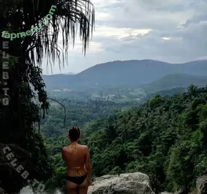 Nike101 / nikehunderteins nude photo #0091