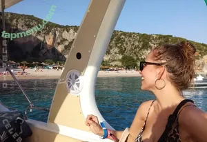 Nike101 / nikehunderteins nude photo #0109