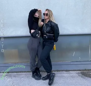 Nike101 / nikehunderteins nude photo #0111