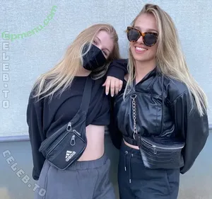 Nike101 / nikehunderteins nude photo #0112