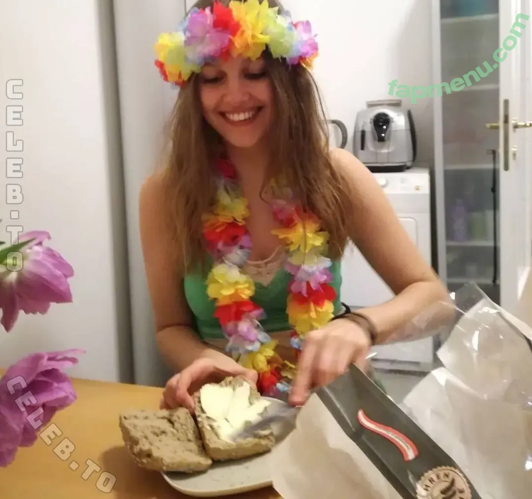 Nike101 nude photo #0079 (nikehunderteins)