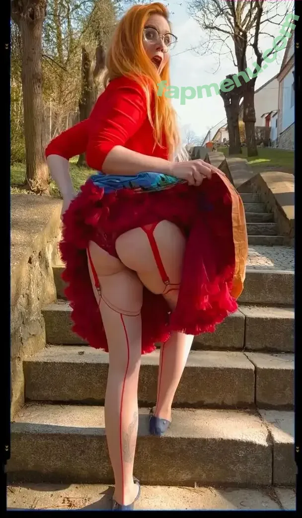 niki.foxmutt nude photo #0001 (niki.foxmutt)