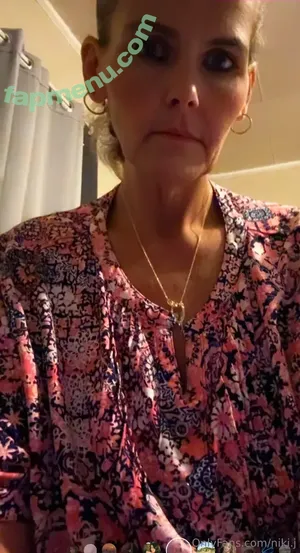 niki.j / nikijofficial nude photo #0046