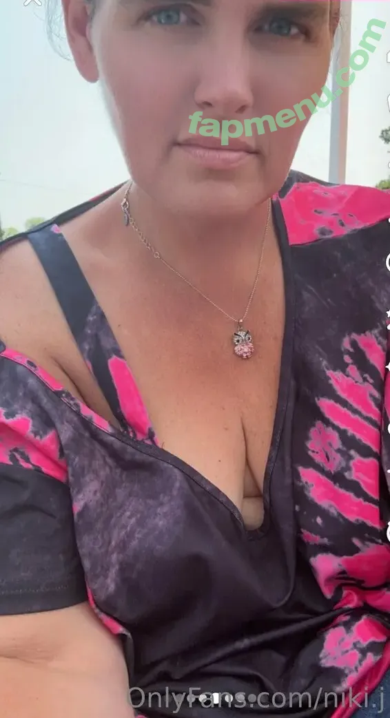 niki.j nude photo #0004 (nikijofficial)
