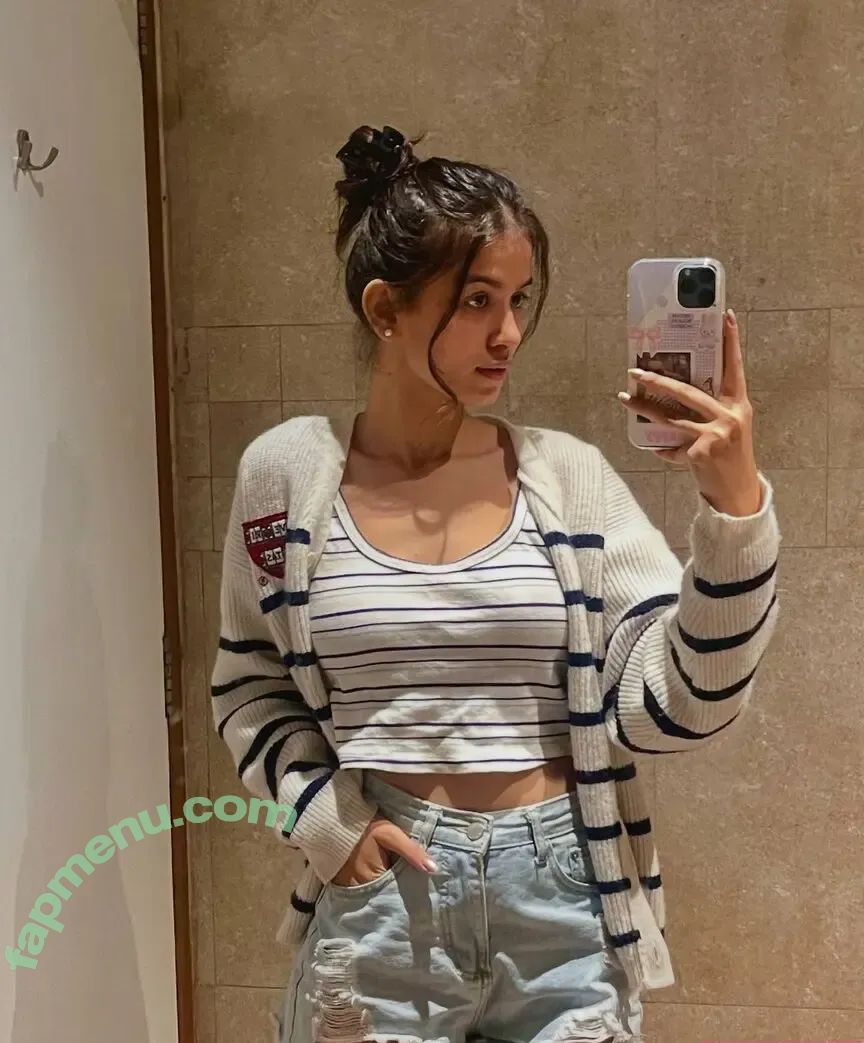 Niki Lalwani nude photo #0011 (nikilalwani_27)