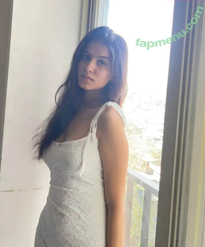 Niki Lalwani nude photo #0016 (nikilalwani_27)