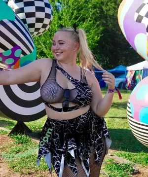 Niki Peacock / presidentniki nude photo #0164