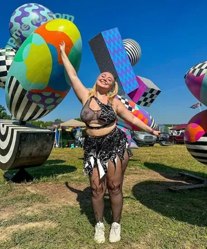 Niki Peacock / presidentniki nude photo #0167