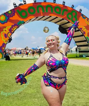 Niki Peacock / presidentniki nude photo #0183