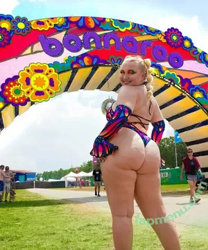 Niki Peacock / presidentniki nude photo #0187