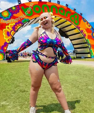 Niki Peacock / presidentniki nude photo #0188