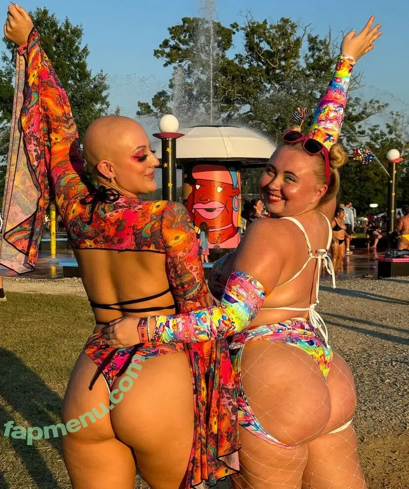 Niki Peacock nude photo #0154 (presidentniki)