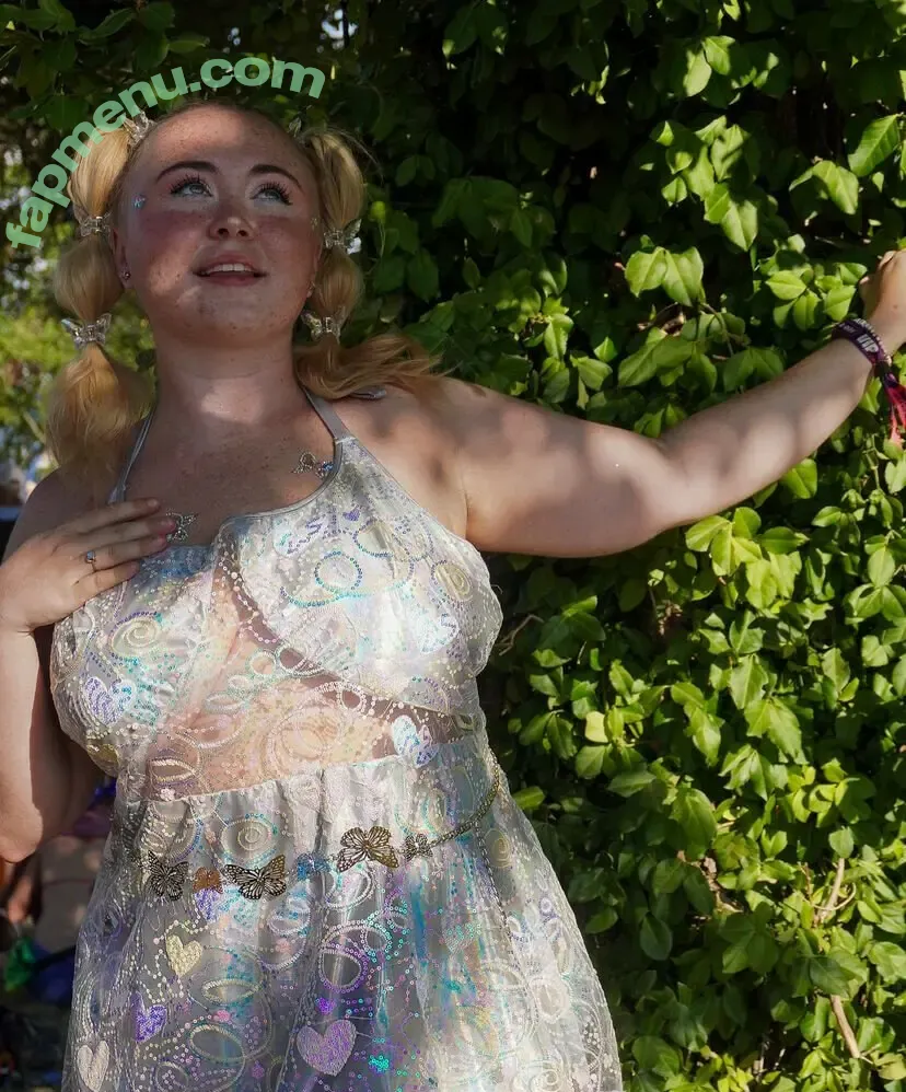 Niki Peacock nude photo #0178 (presidentniki)