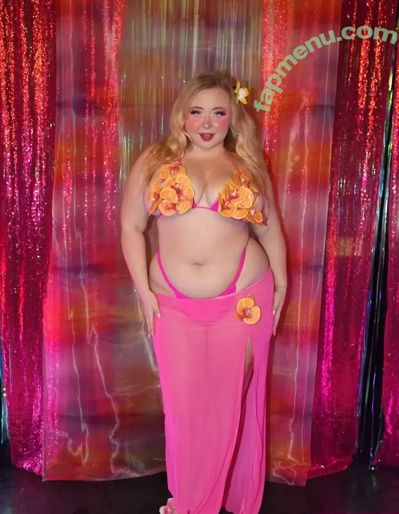 Niki Peacock nude photo #0743 (presidentniki)