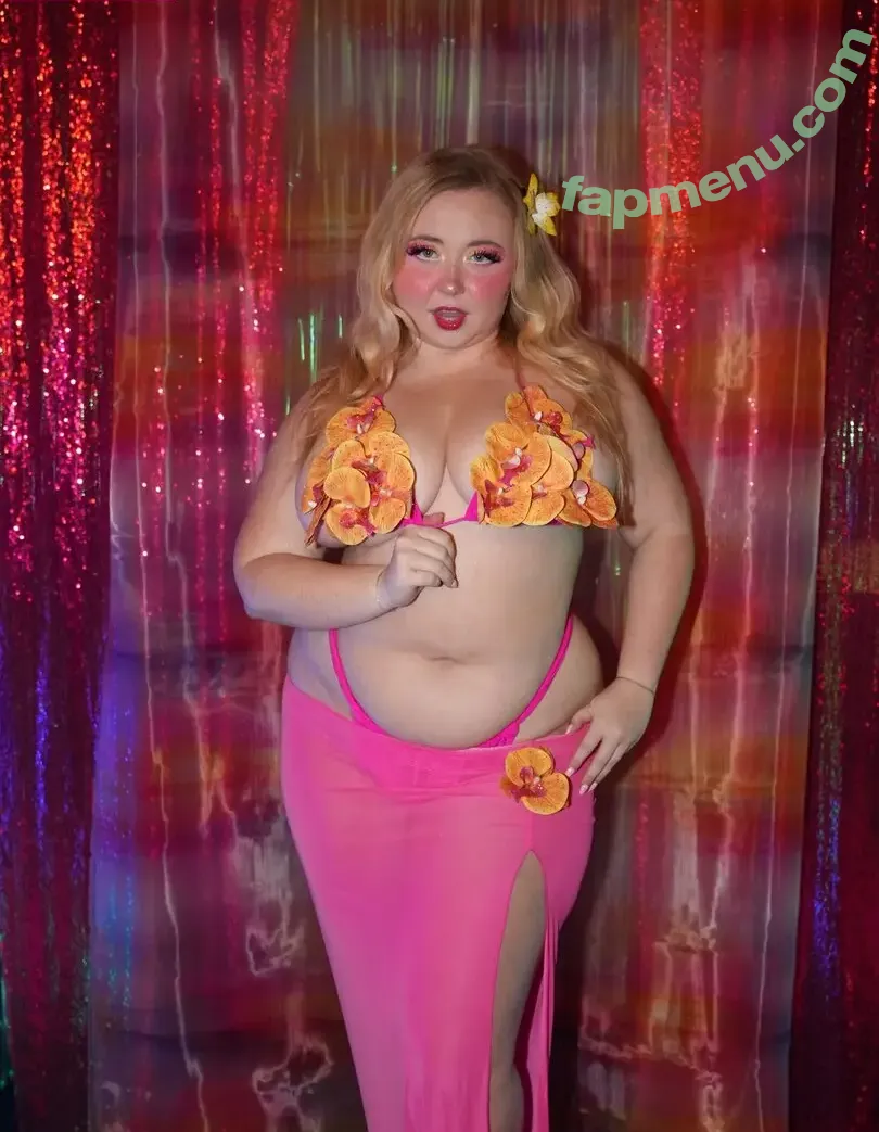 Niki Peacock nude photo #0745 (presidentniki)