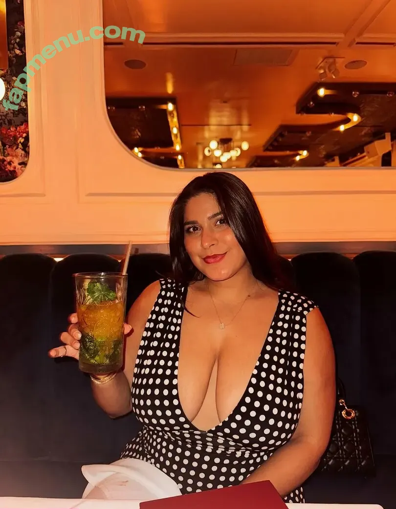 Nikita_chikitaa nude photo #0023 (nikita.alokin)