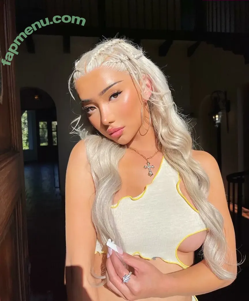 Nikita Dragun nude photo #0071 (nikitadragun)