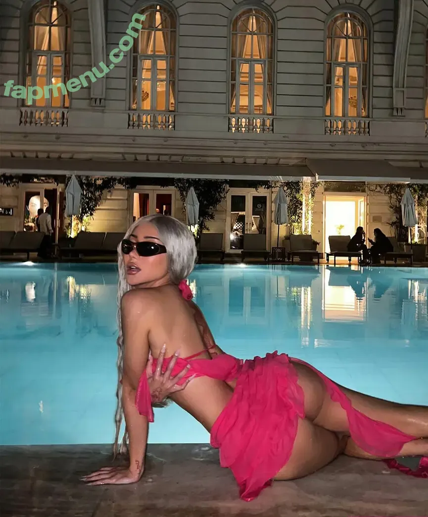 Nikita Dragun nude photo #0073 (nikitadragun)