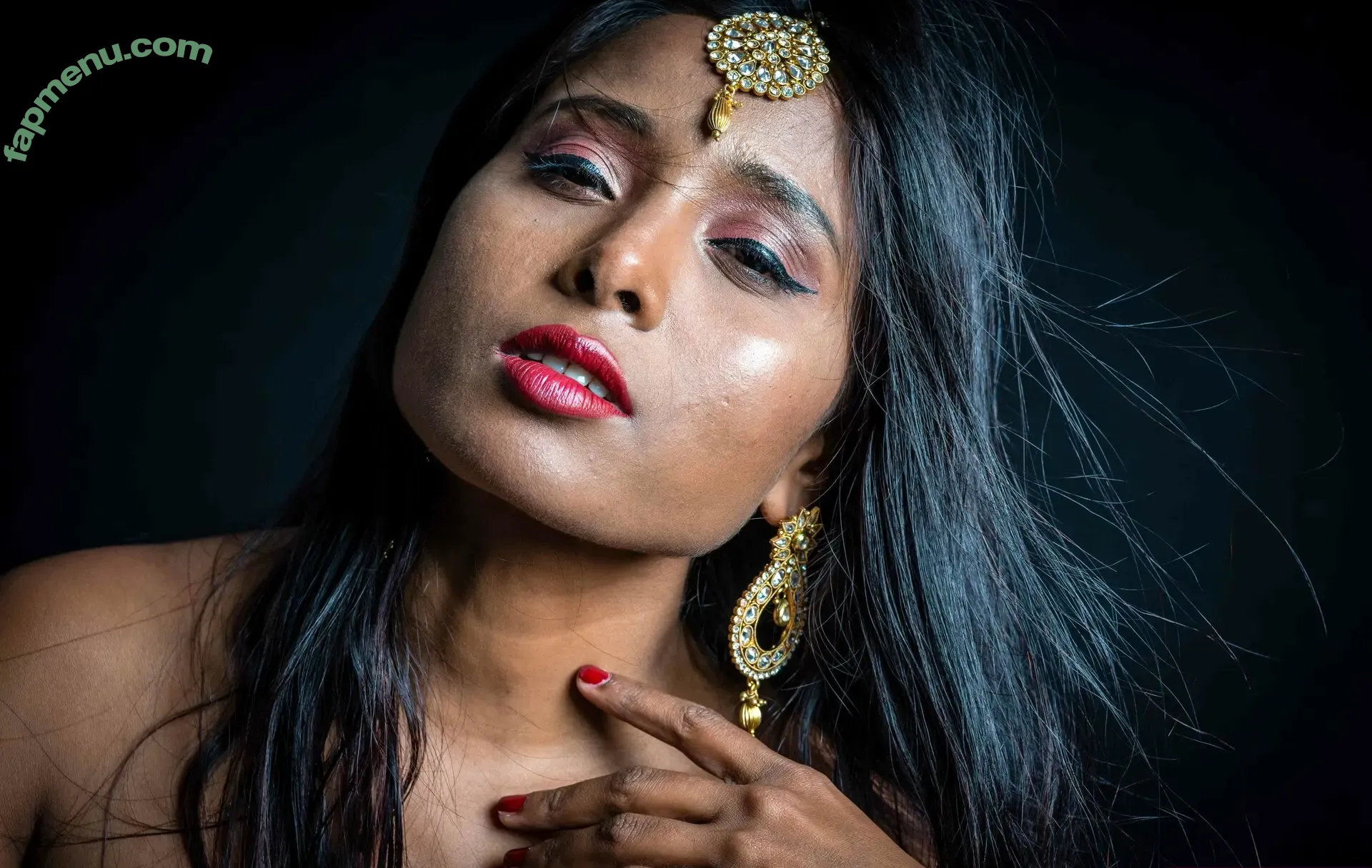 Nikita Gokhale nude photo #0050 (Nikita Gordijn / nikitagokhale)