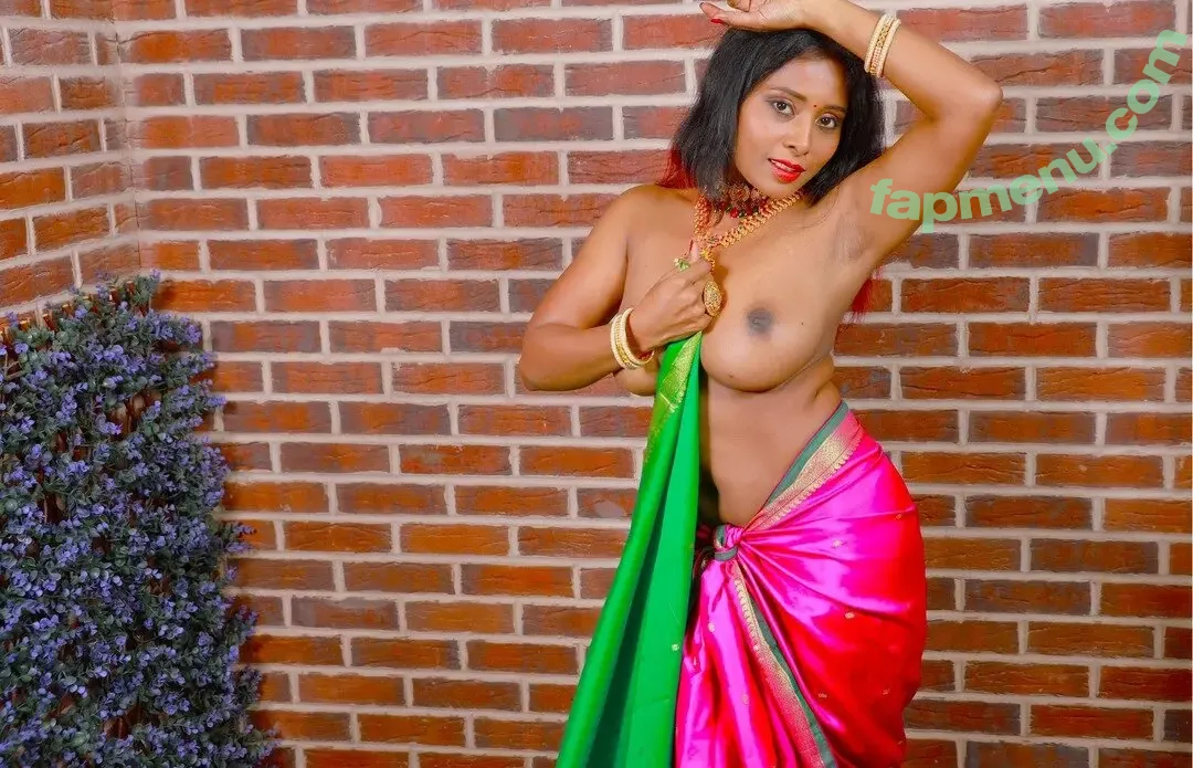 Nikita Gokhale nude photo #0088 (Nikita Gordijn / nikitagokhale)